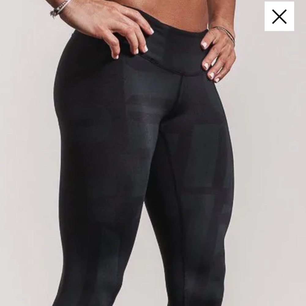 Nobull Tights size small